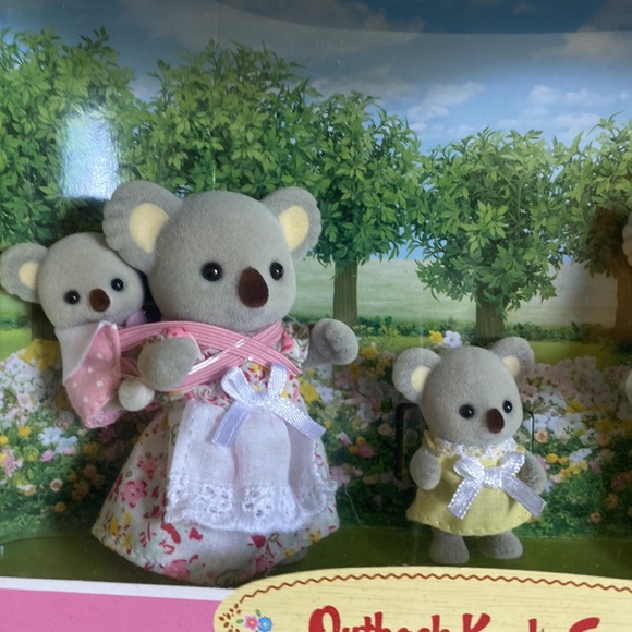 NEW CALICO CRITTERS OUTBACK KOALA FAMILY, EPOCH - Picture 2 of 7